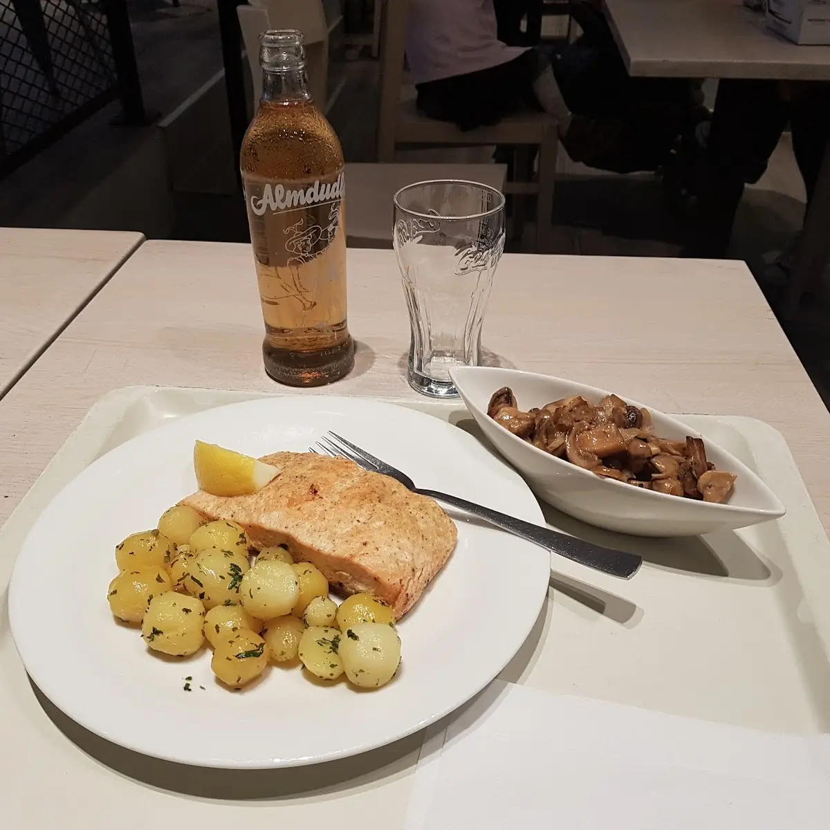Gegrilltes Lachsfilet XXL
