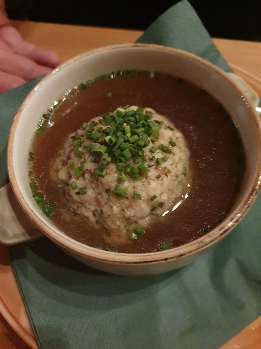 Kaspressknödelsuppe
