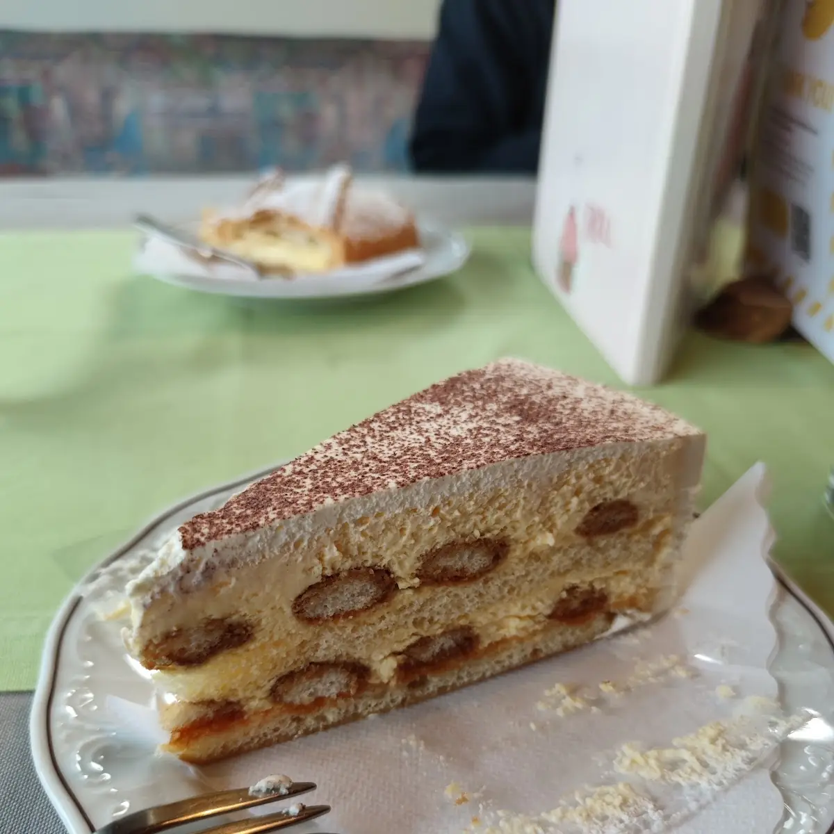 Tiramisu Torte