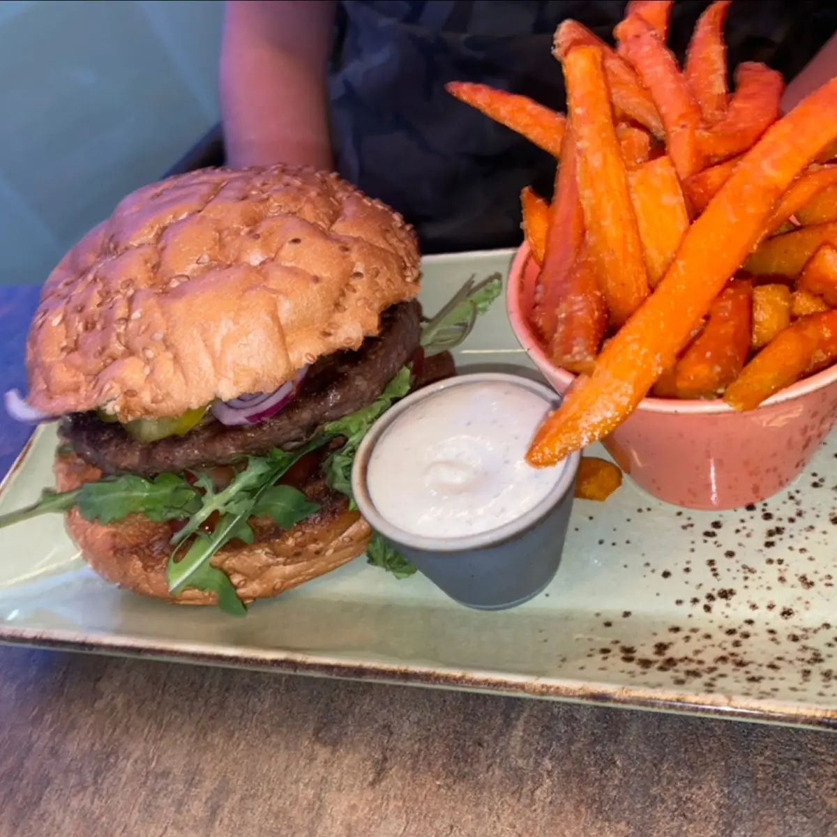 Angus Burger