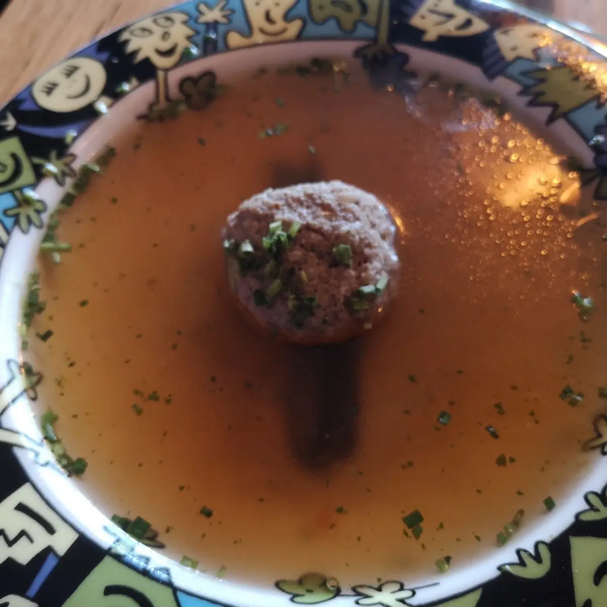 Leberknödelsuppe
