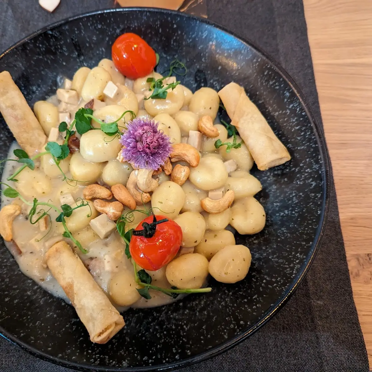 Gnocchi-carbonara Mit Frühlingsrollen