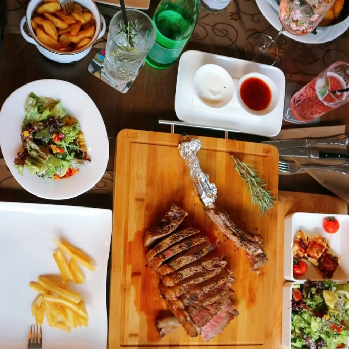 Tomahawk Steak