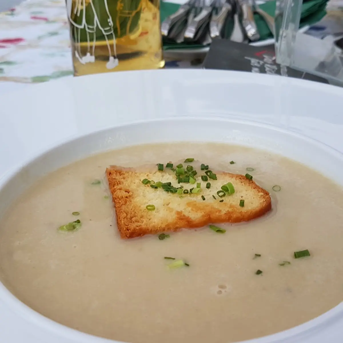 Topinambur Suppe Mit Brioche Croutons