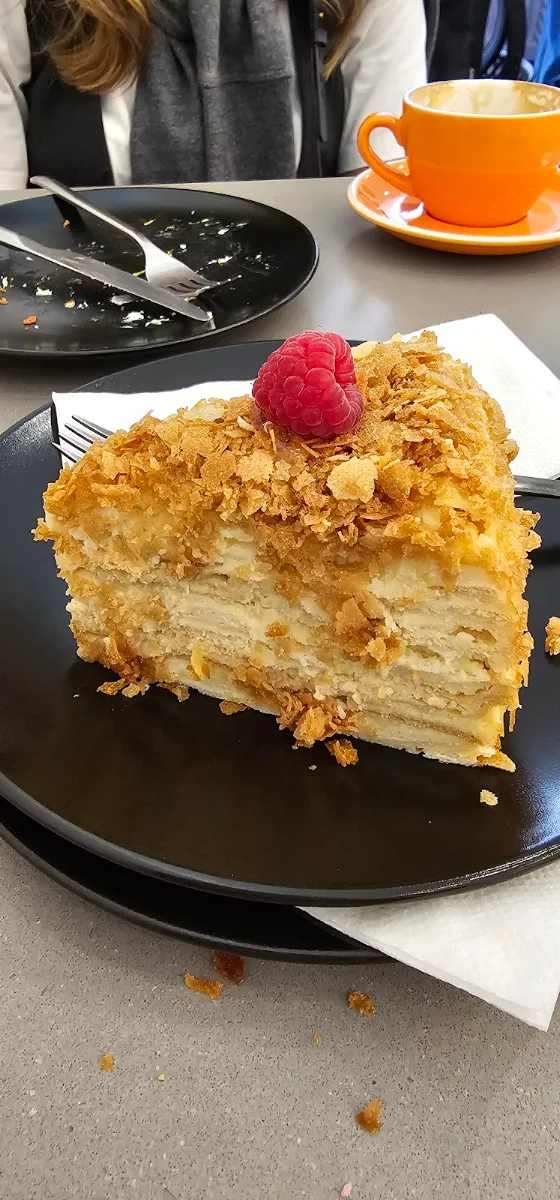 Napoleon Cake