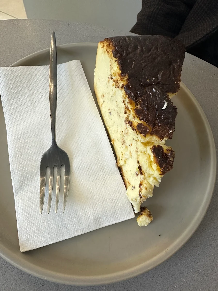 San Sebastian Cheesecake