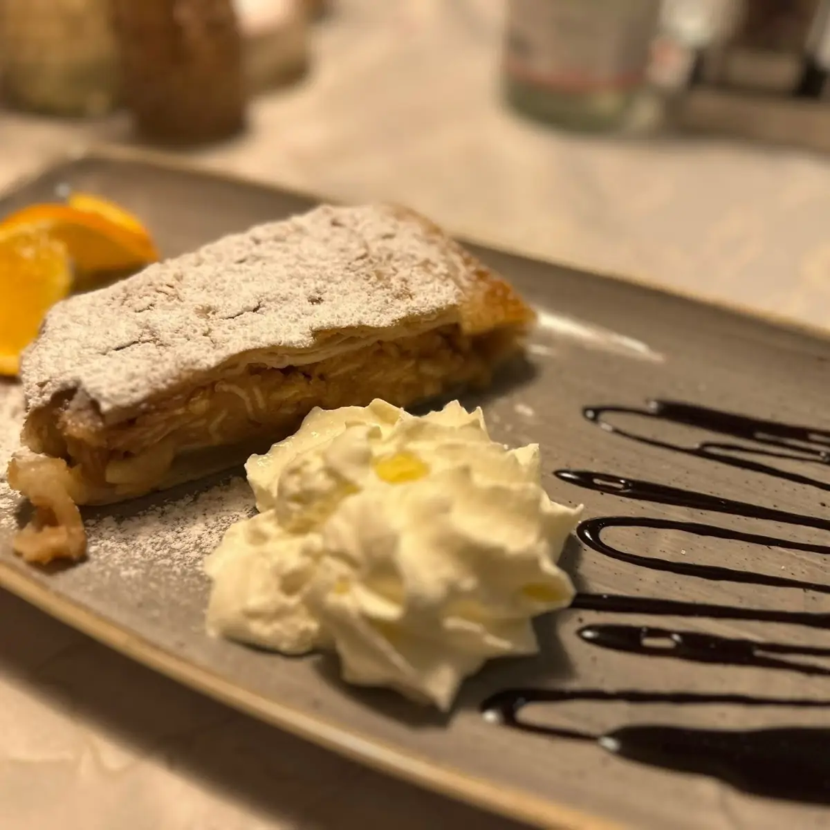 Apfelstrudel