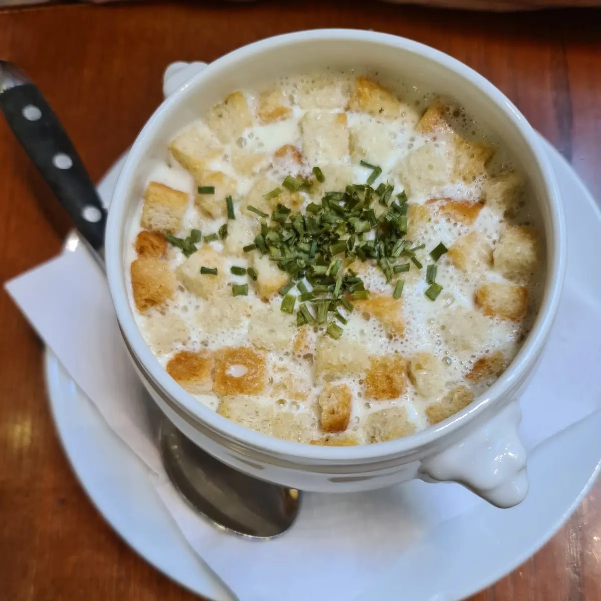 Knoblauchrahmsuppe