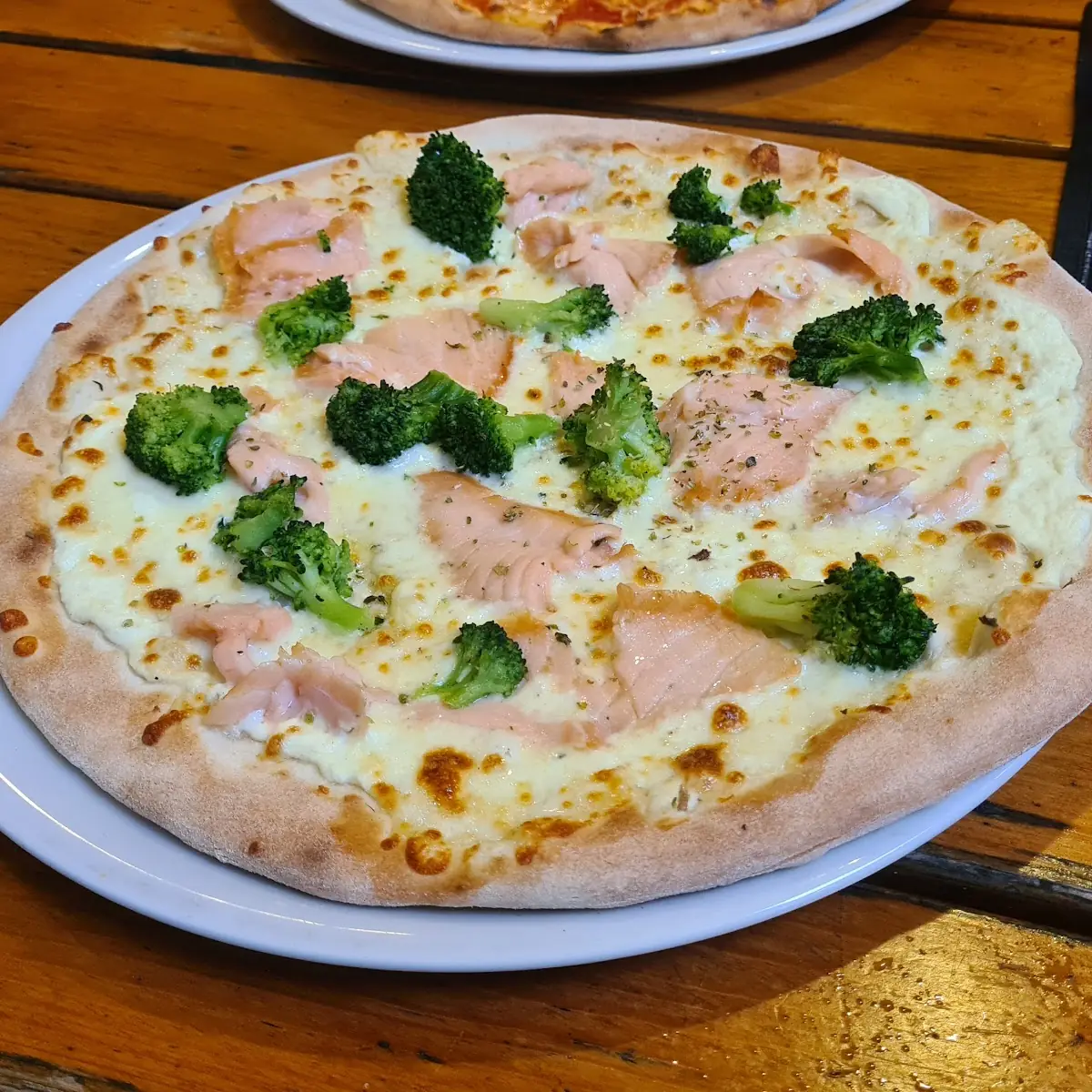 Lachs-pizza