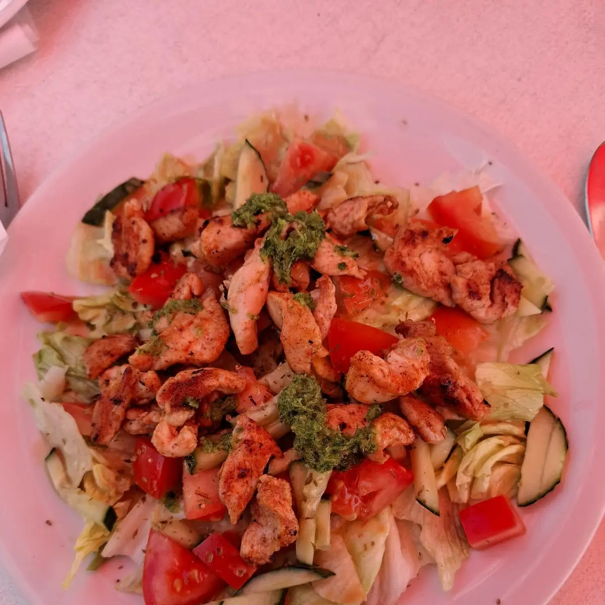Salat Mit Hühnchenstreifen
