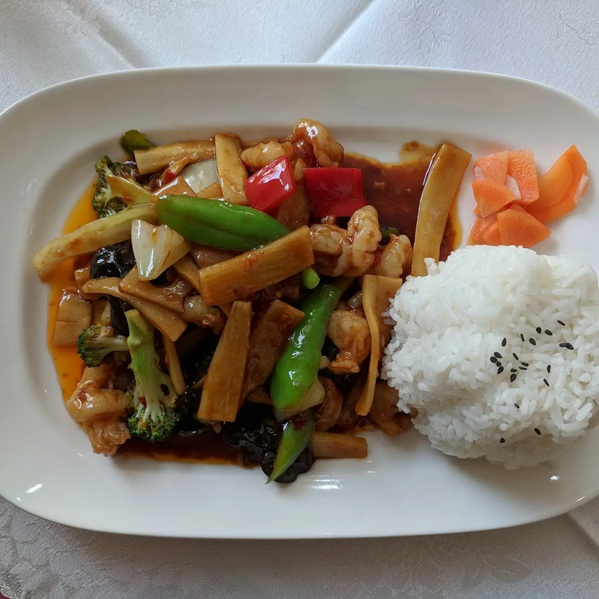 Gebratene Shrimps Mit Gemüse