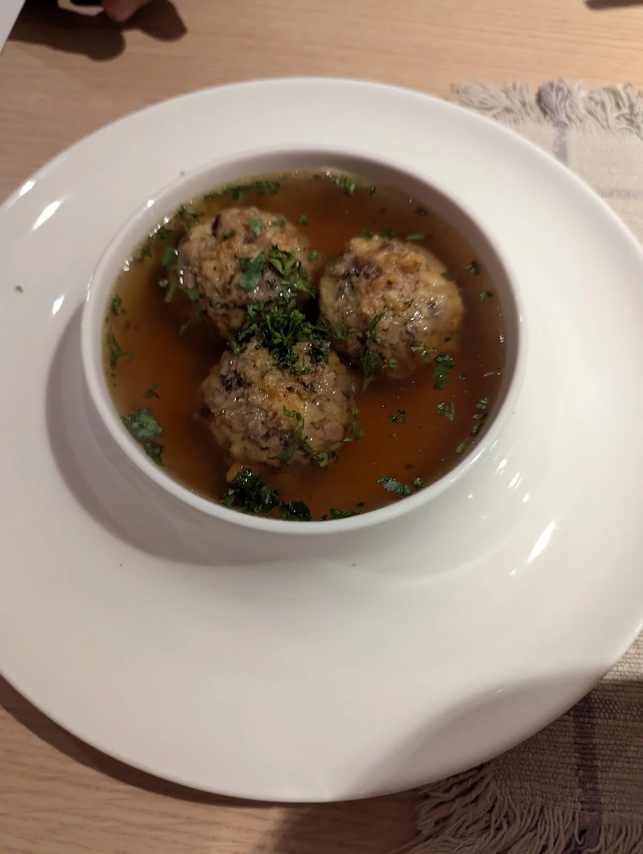 Speckknödelsuppe