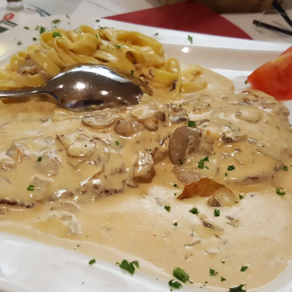 Schnitzel Mit Champignonrahmsauce