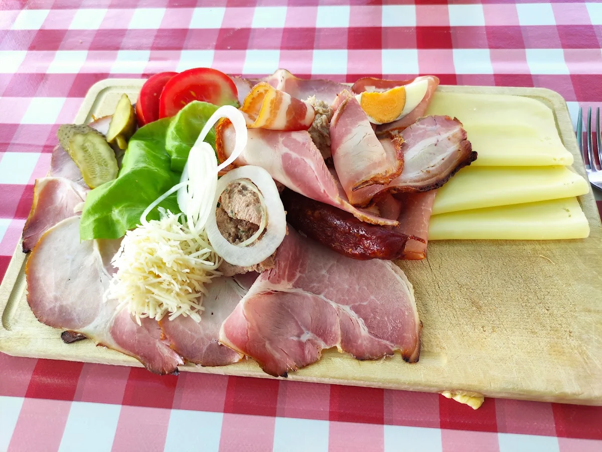 Brettljause Mit 2 Broten