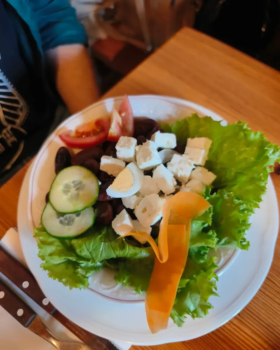 Saure Käferbohnen Mit Schafskäse