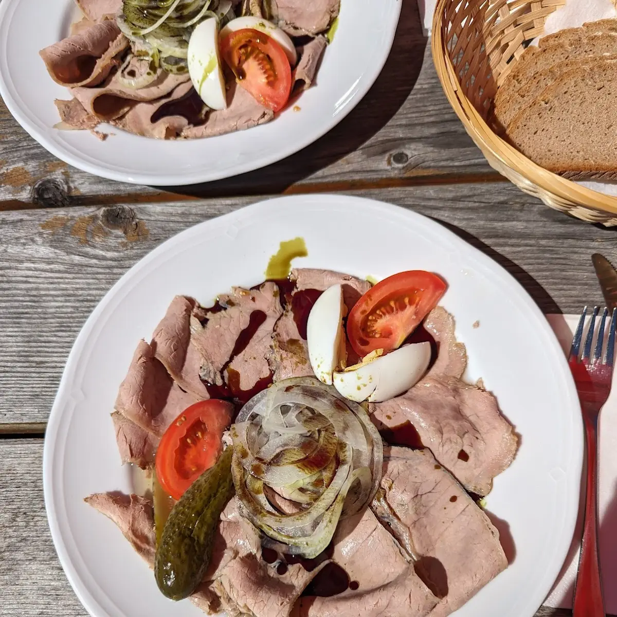 Saures Rindfleisch
