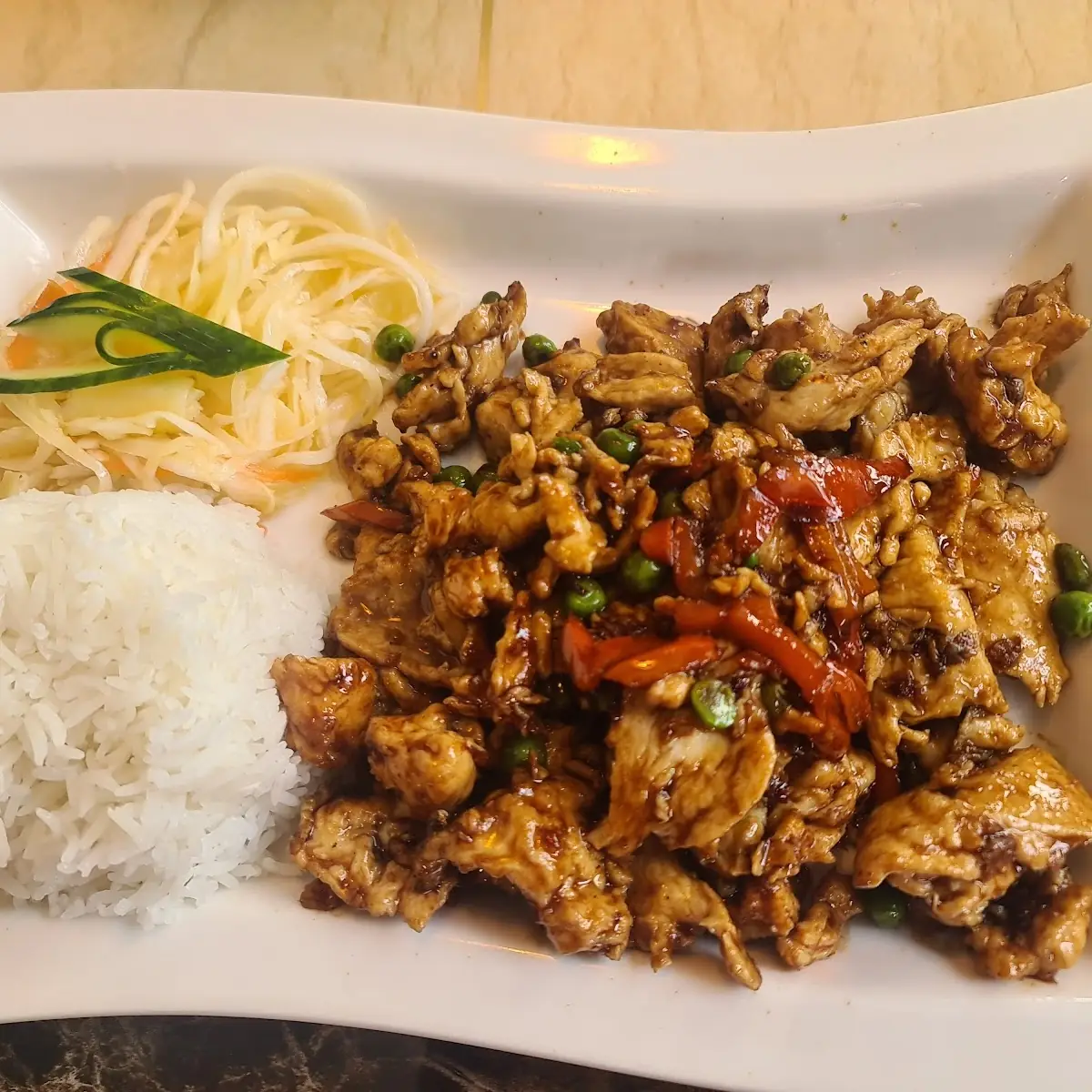 Willi's Hunan Hühnerfleisch