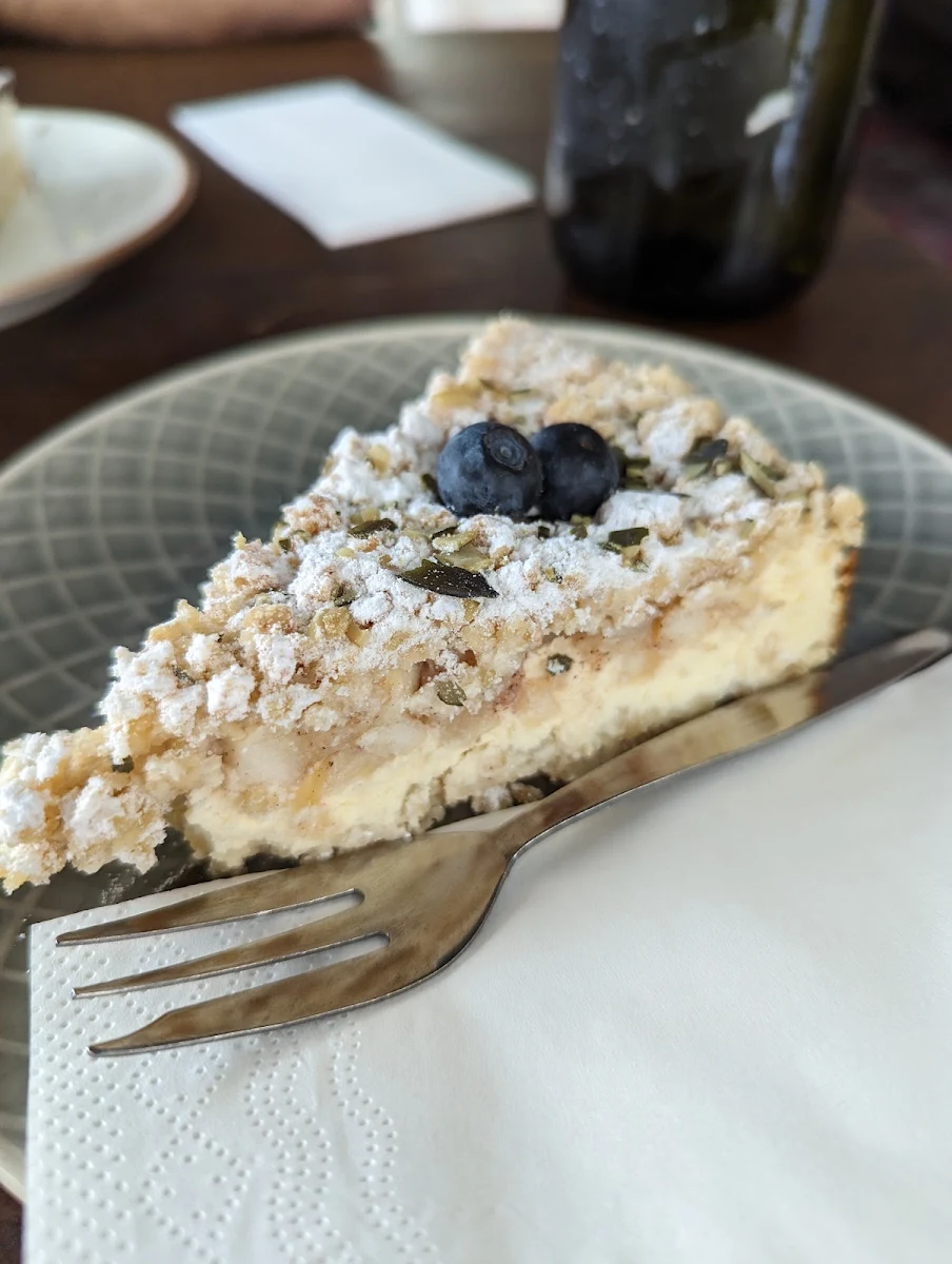 Apple Coconut Crumble Pie