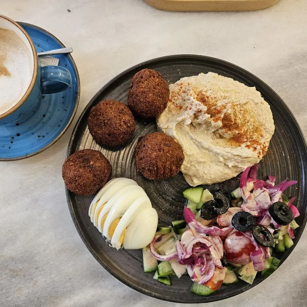 Falafel & Hummus