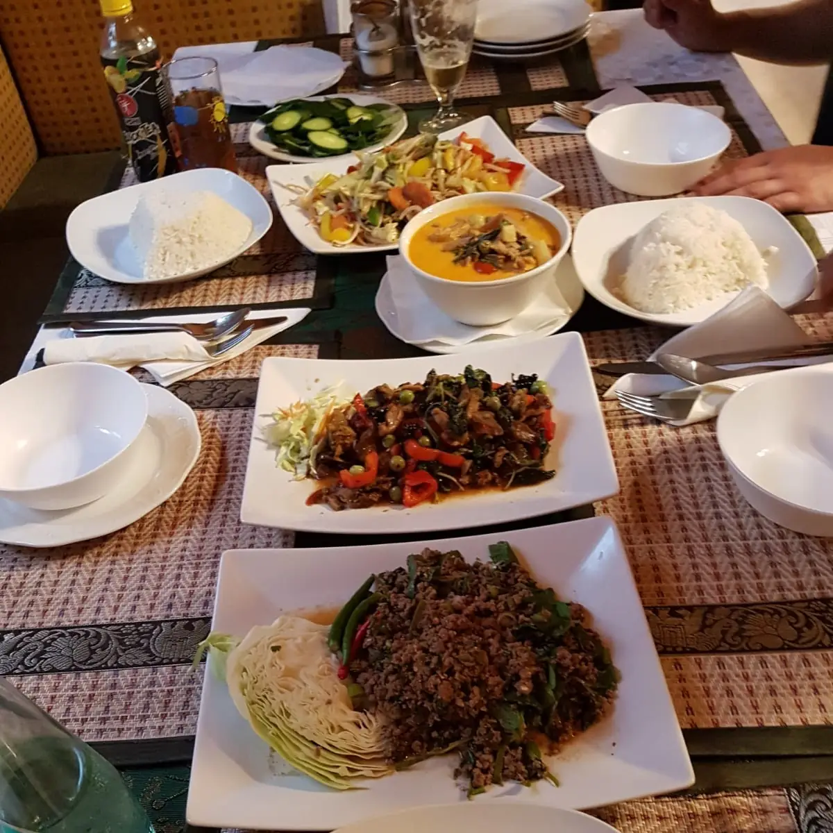 Grünschalmuscheln auf Thai-Art