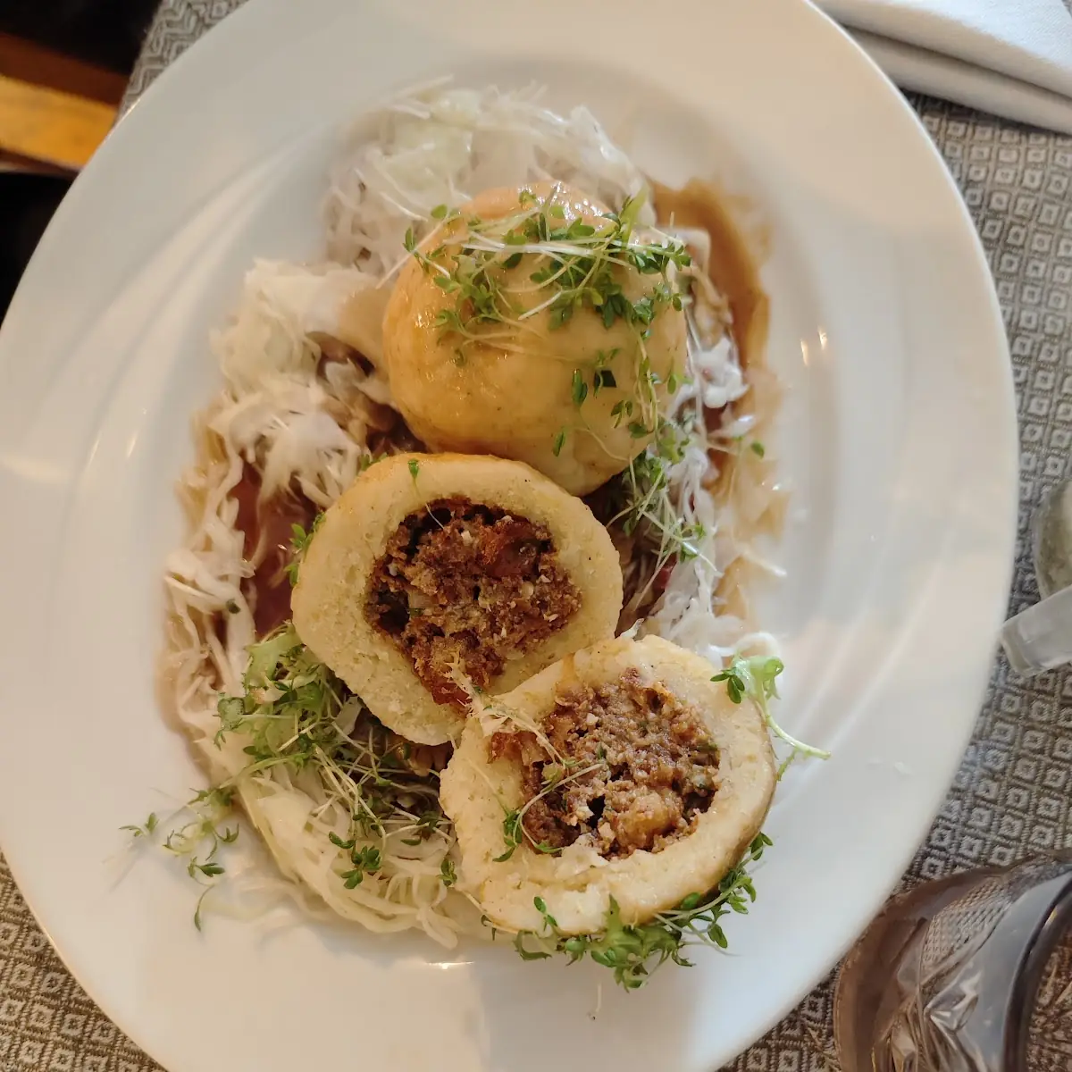 Gefüllte Knödel