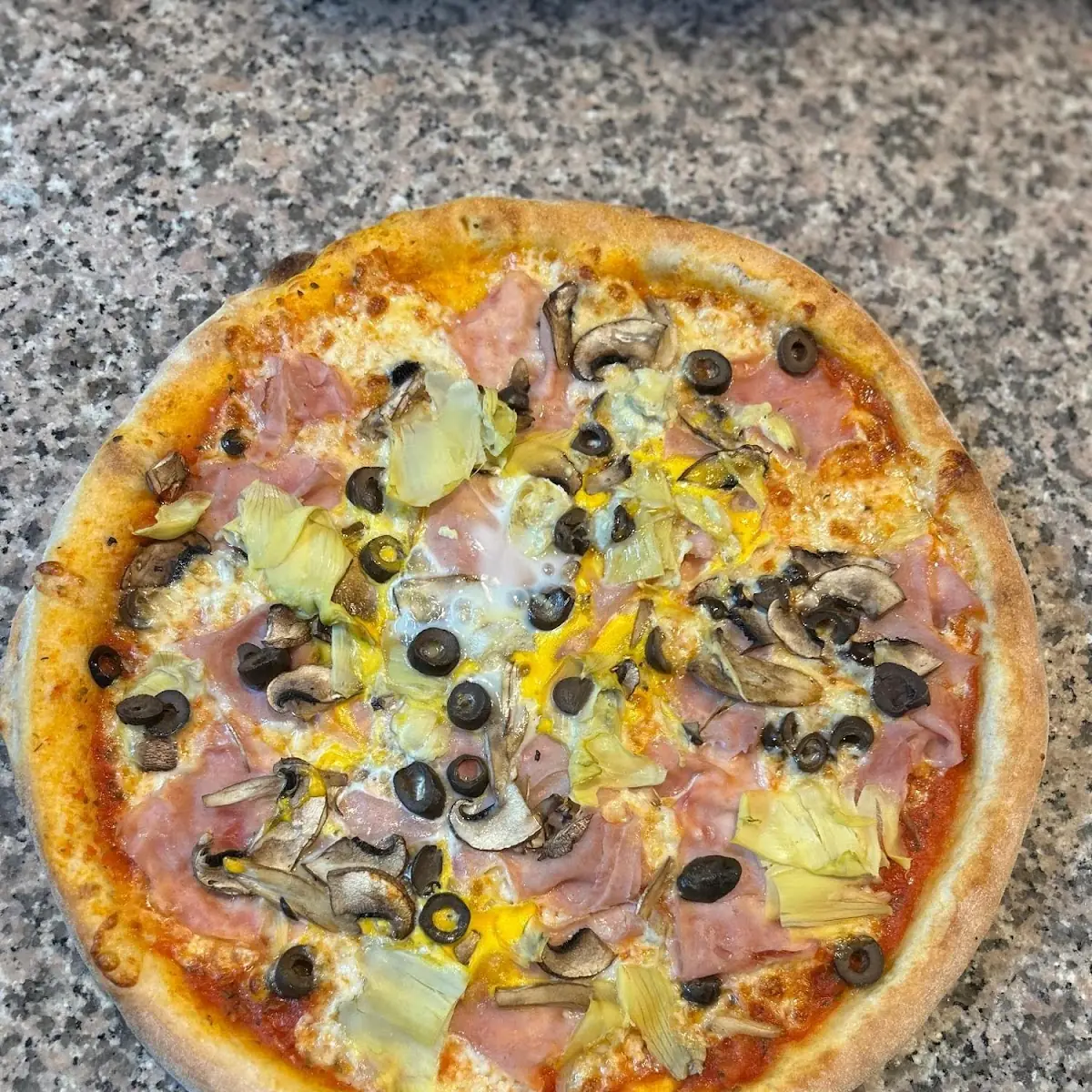 Pizza Quattro Stagioni