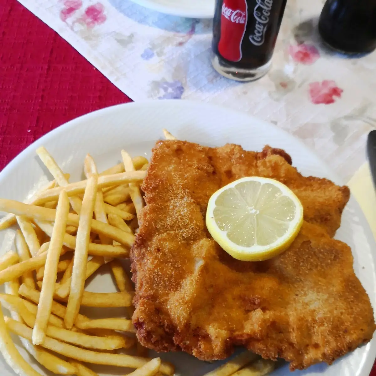 Schnitzel Mit Pommes