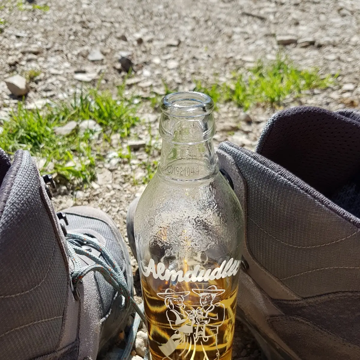 Almdudler Schmeckt Nur Im Berheurlaub Richtig Git