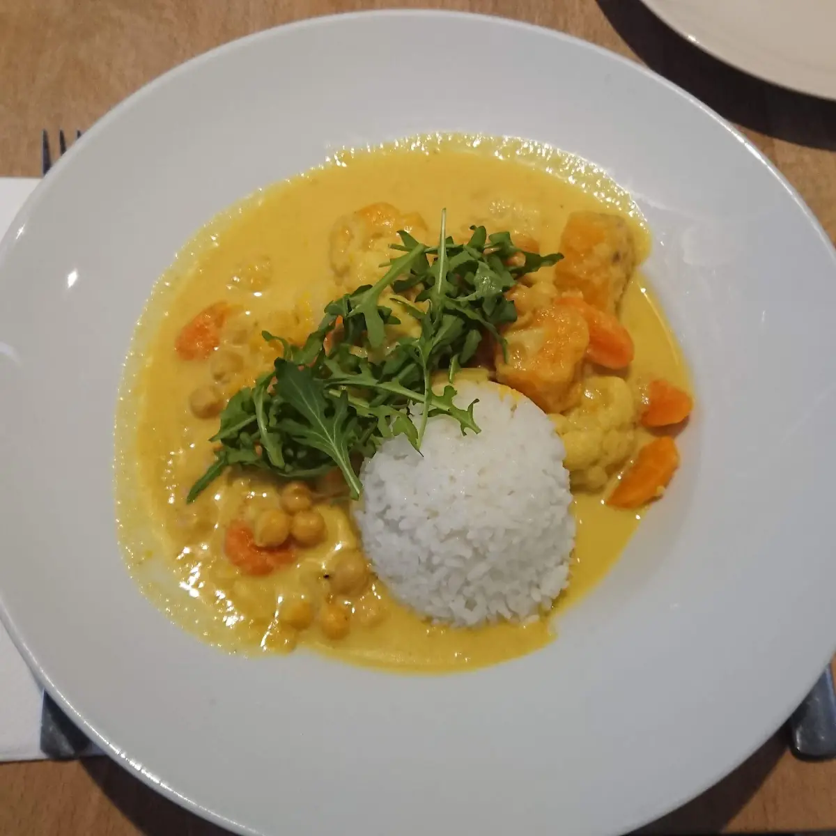 Curry Mit Gemüse Kichererbsen Und Reis