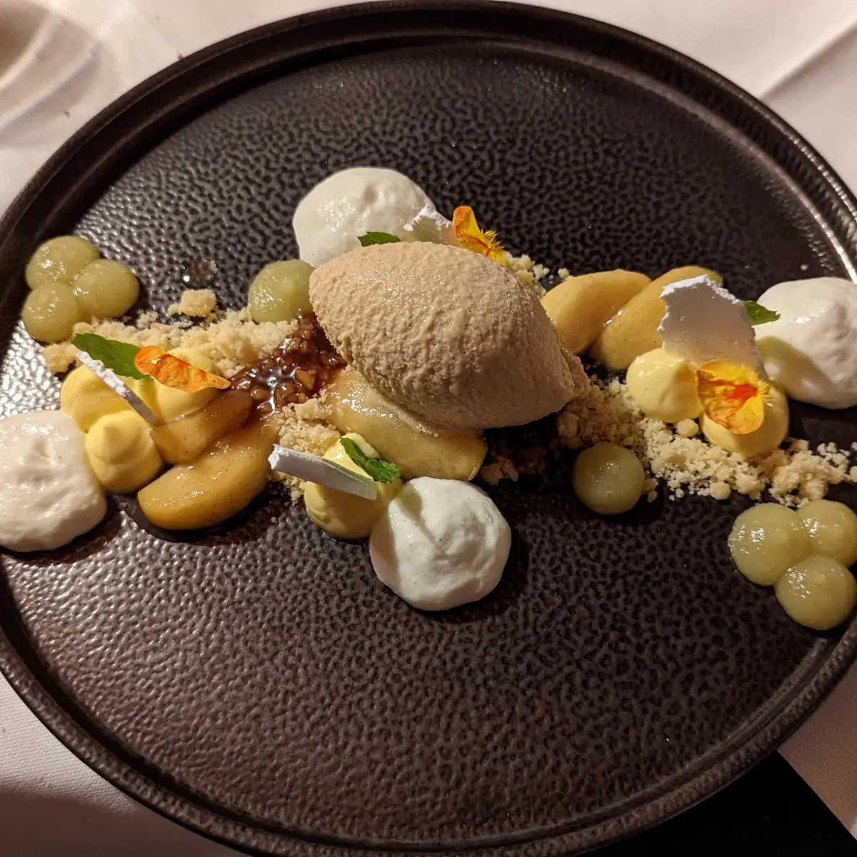 Apfel Walnuss Und Vanille Eingelegte Äpfel Walnuss Salz Karamell Walnuss Eis Vanille