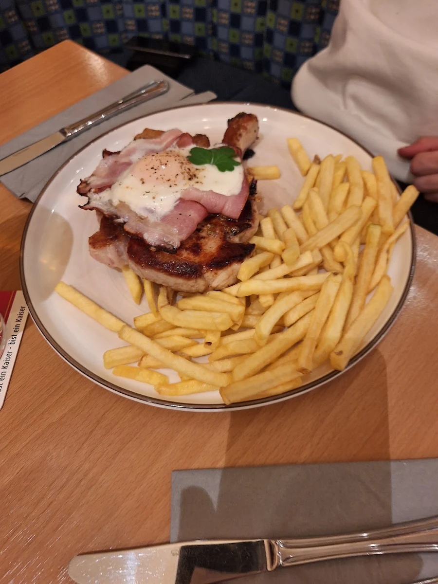 Kortlett Mit Pommes