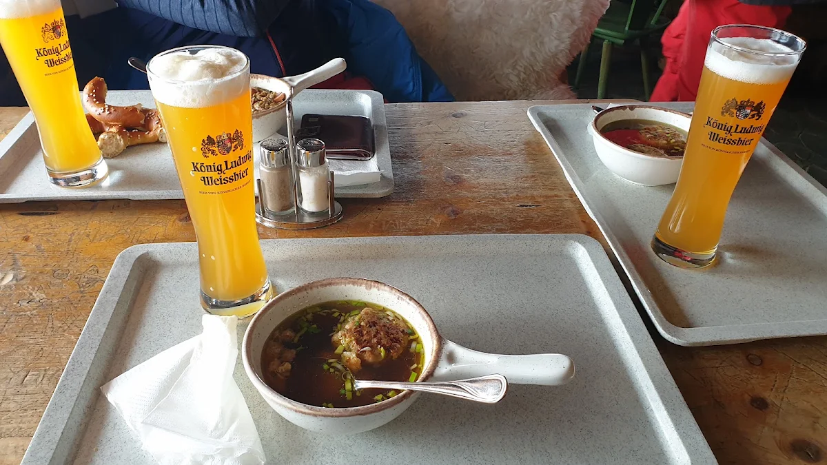 Kasspersknödel Suppe