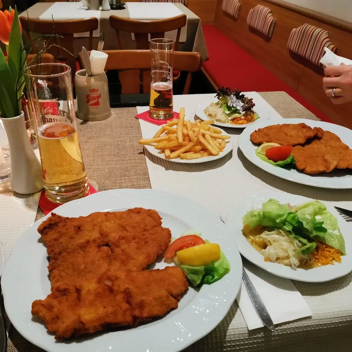 Schnitzel Mit Gemischter Salat