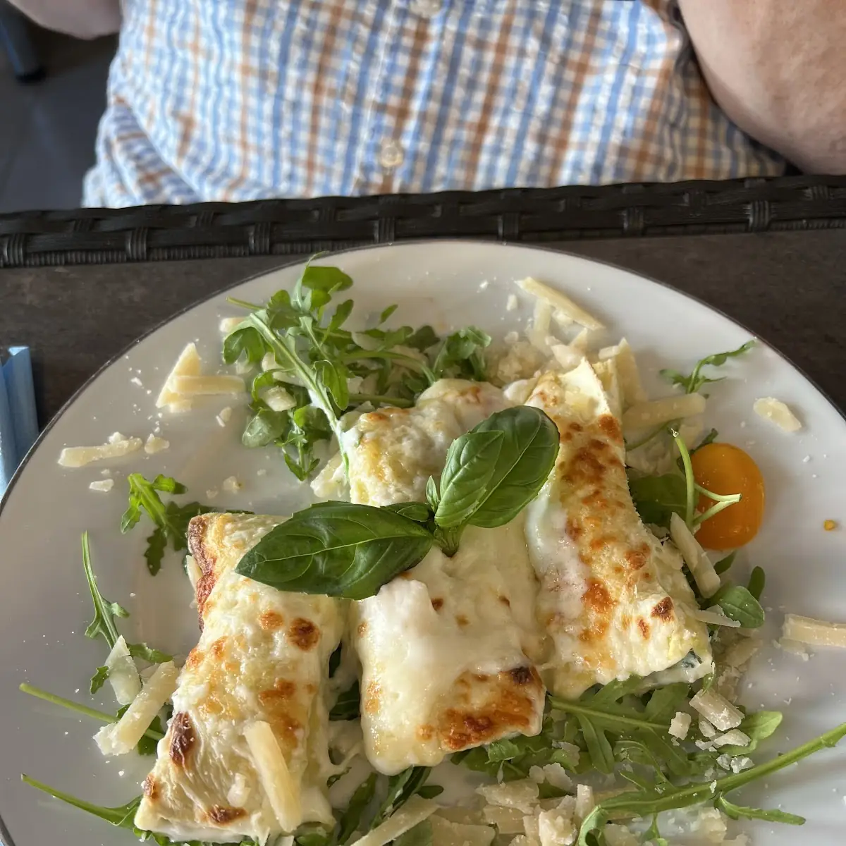 Cannelloni Mit Béchamelsauce