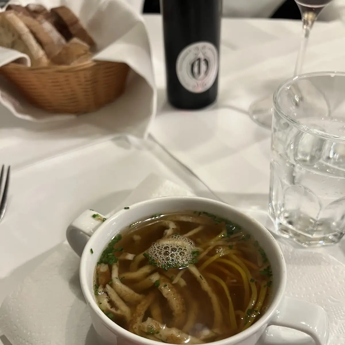 Grießknödelsuppe
