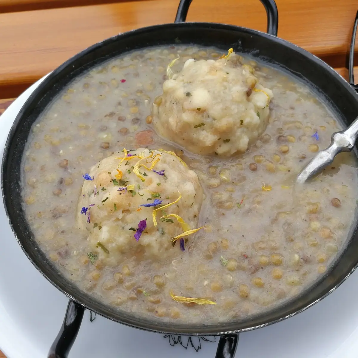 Linsen Mit Semmelknödel
