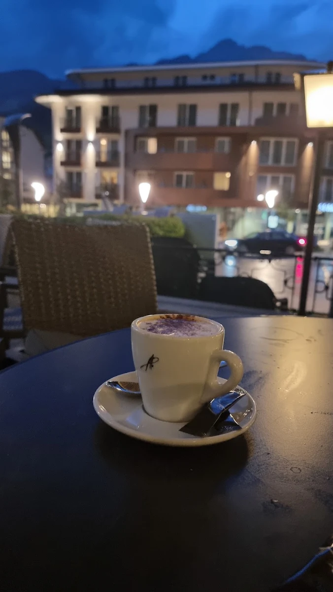 فلات وايت