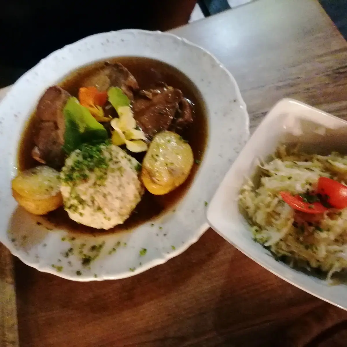 Schweinebraten Mit Knödel