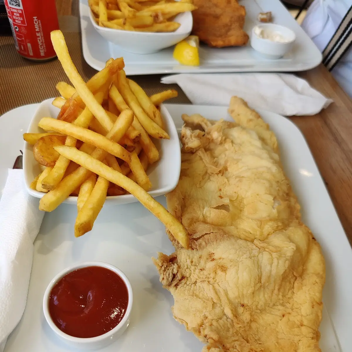 Pariser Schnitzel Mit Pommes