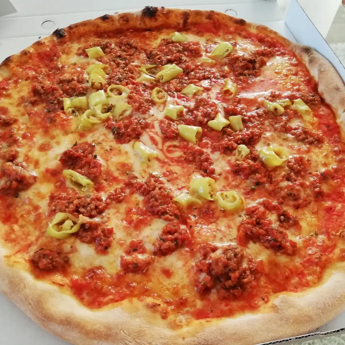Pizza Bolognese
