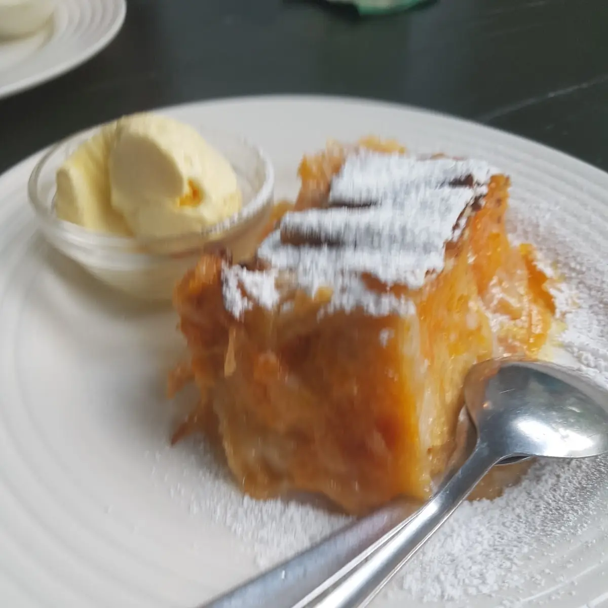 Marillenstrudel Mit Vanilleeis