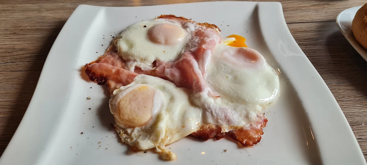 Ham and Eggs