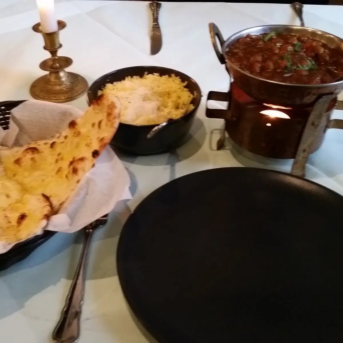 Channa Masala Mit Reis Und Knoblauchfladenbrot