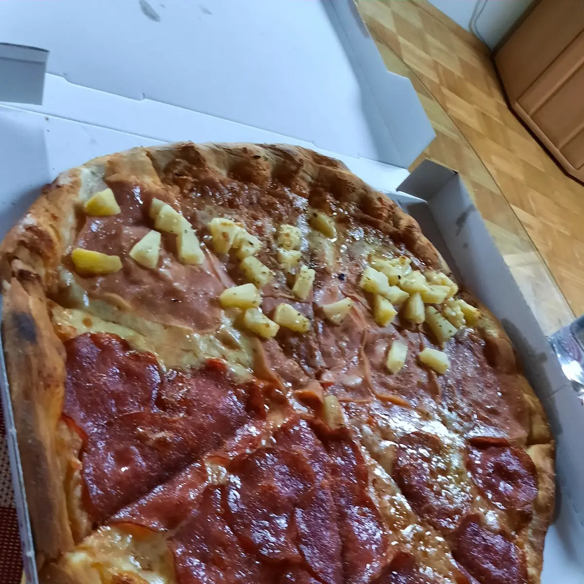 Pizza Hawaii