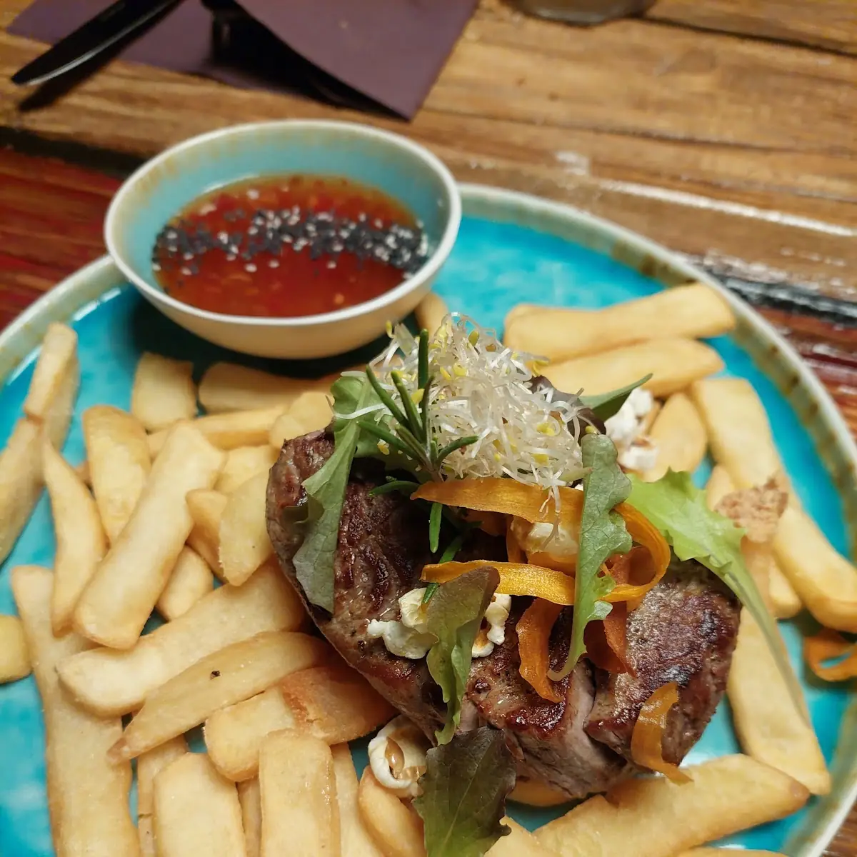 Filetsteak Mit Pommes Frites