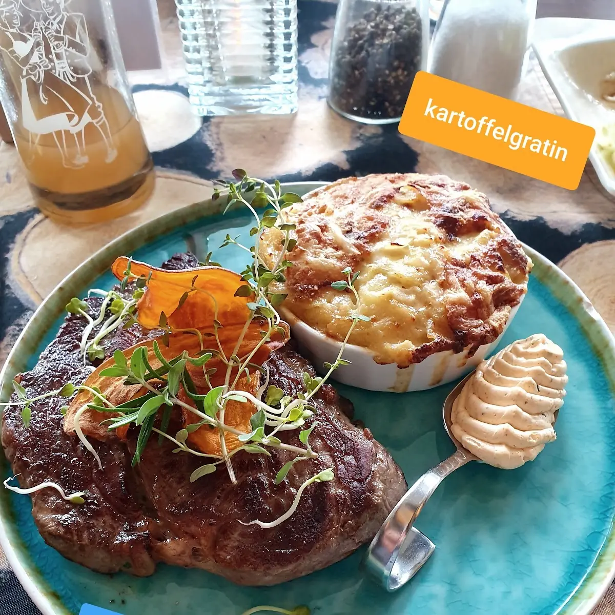 RIB Eye Steak Und Kartoffelgratin