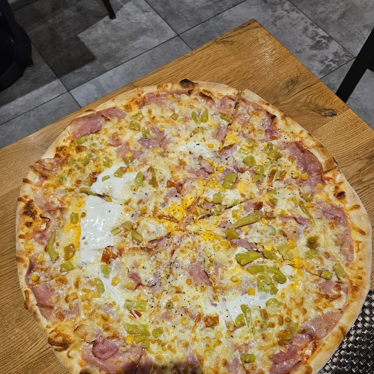 Familienpizza