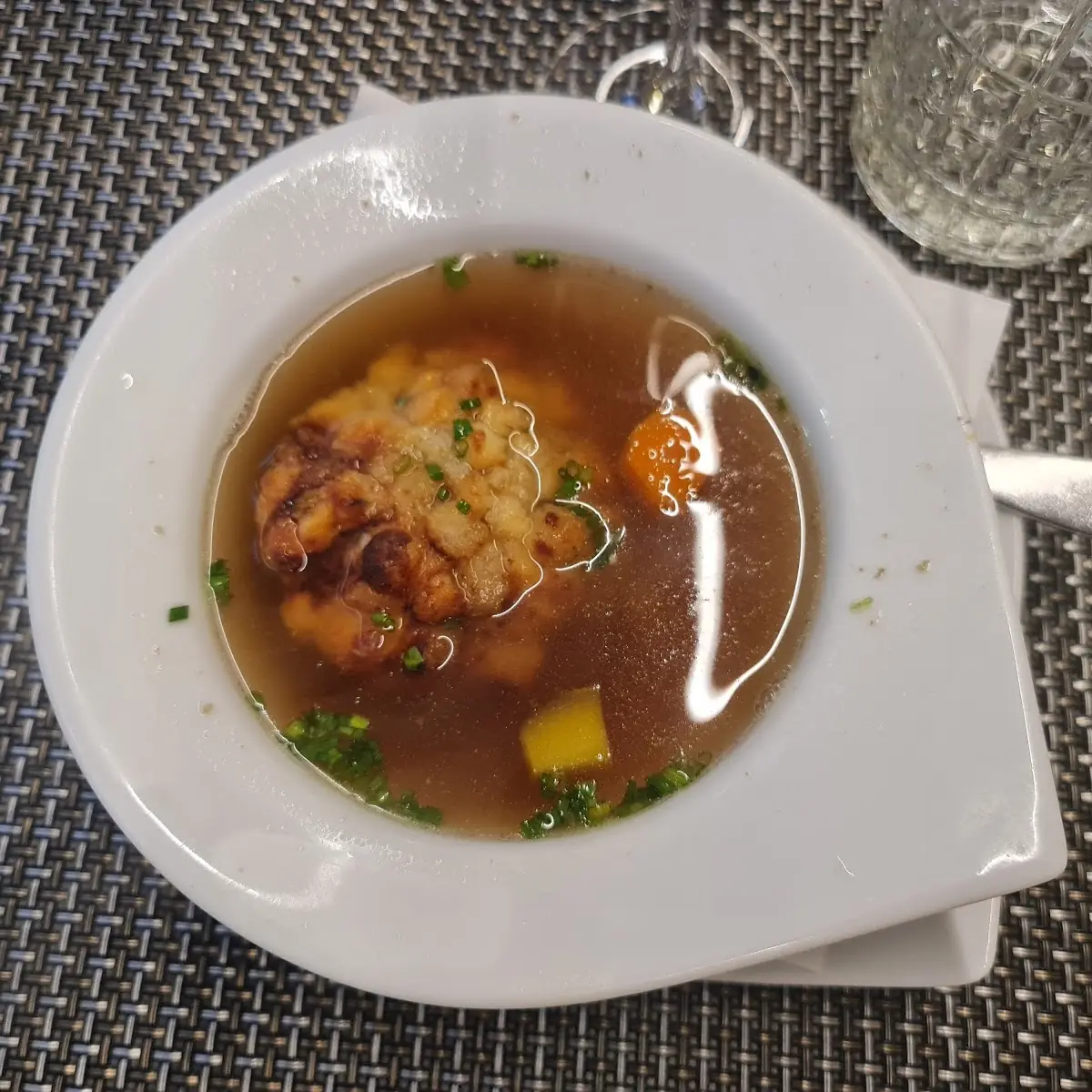 Kaspressknödel Suppe