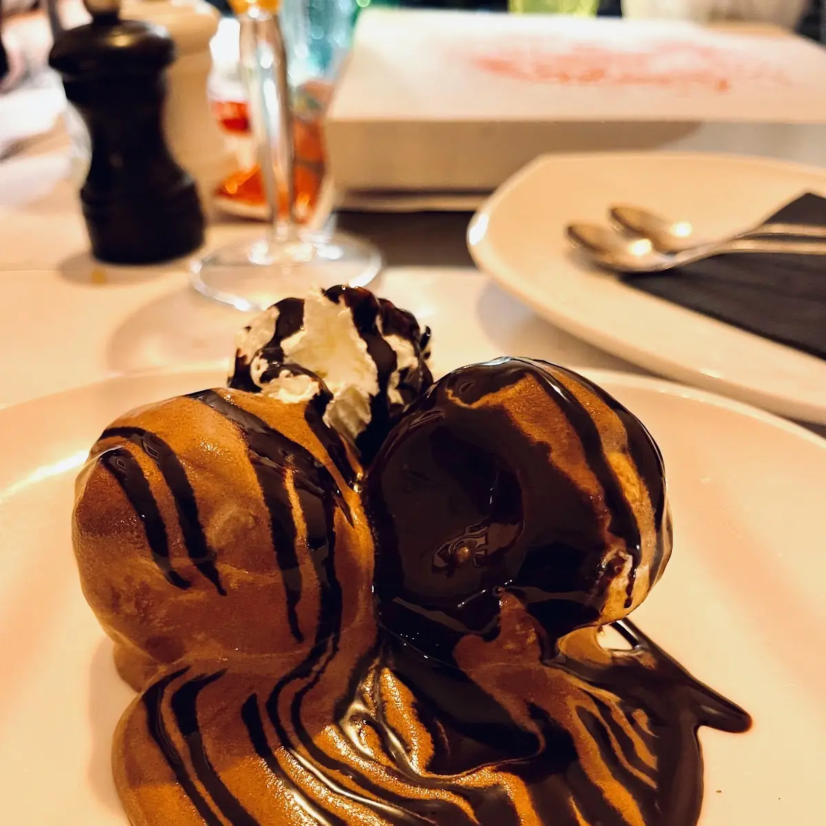 Profiteroles