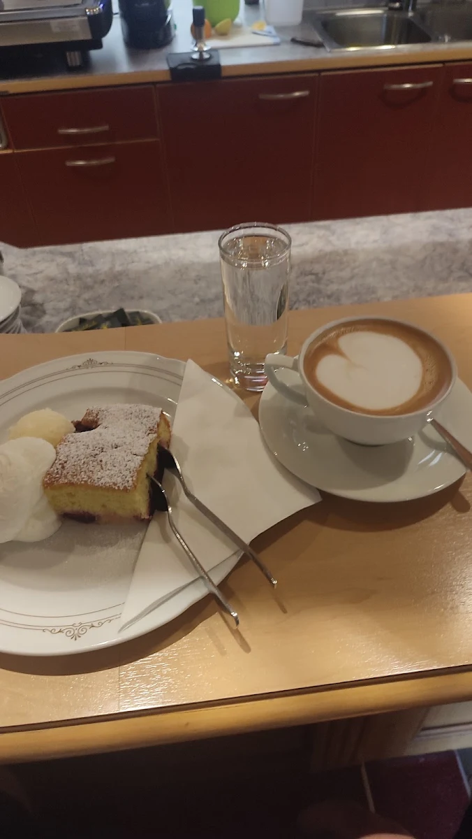 Kaffee Und Kuchen, Gasthof Valluga St. Christoph